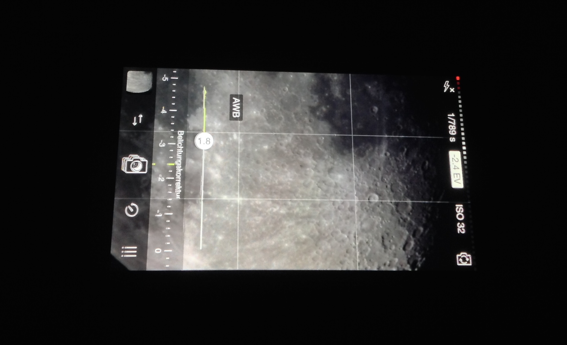 Astrofotografie mit dem iPhone Teil 1: Smartphone Adapter und Mondaufnahmen